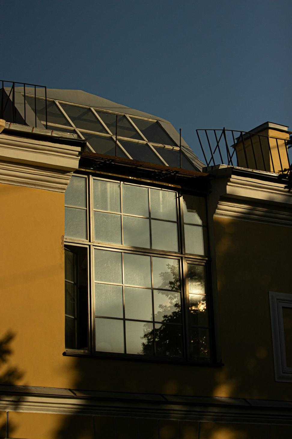 Solar Laneway Home